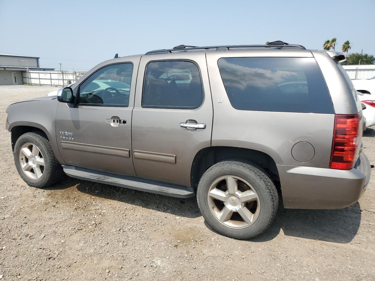 1GNSCBE09BR401458 2011 Chevrolet Tahoe C1500 Lt