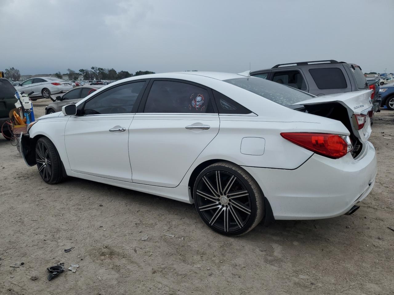 5NPEC4AC9DH778075 2013 Hyundai Sonata Se