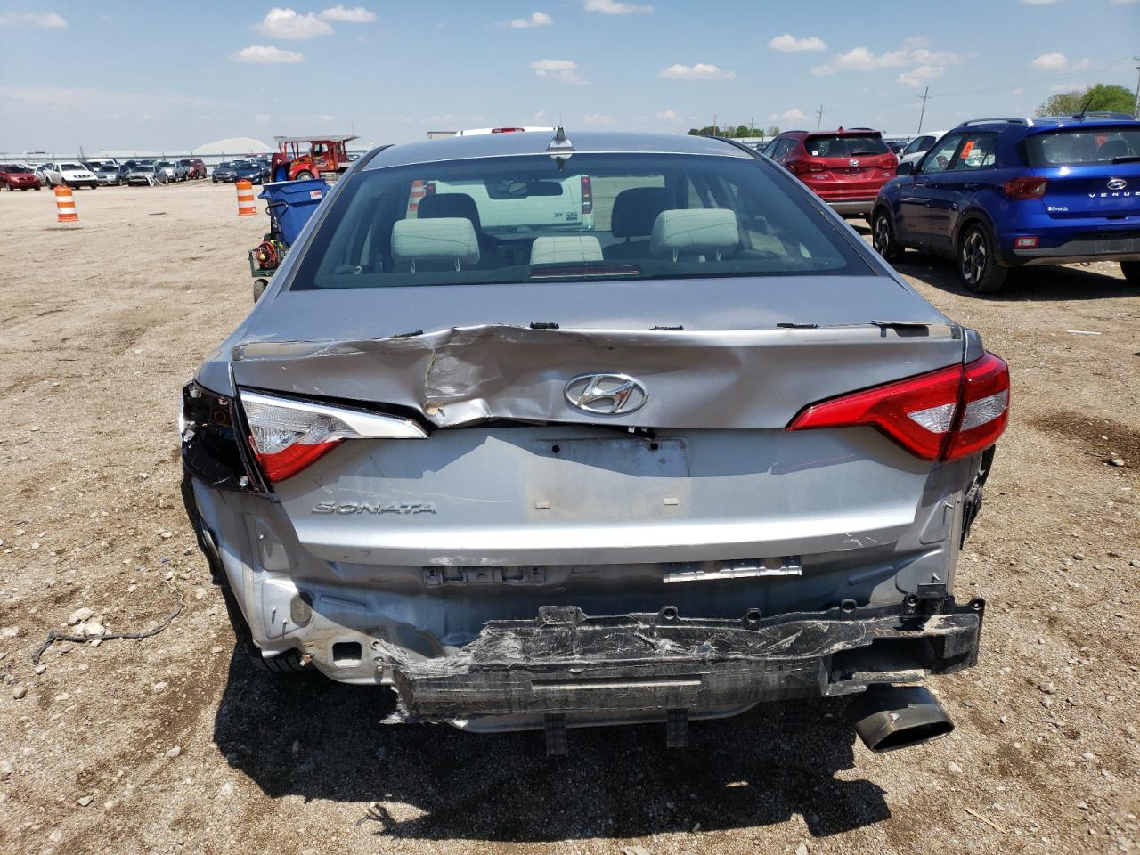 5NPE24AF3FH152506 2015 Hyundai Sonata Se