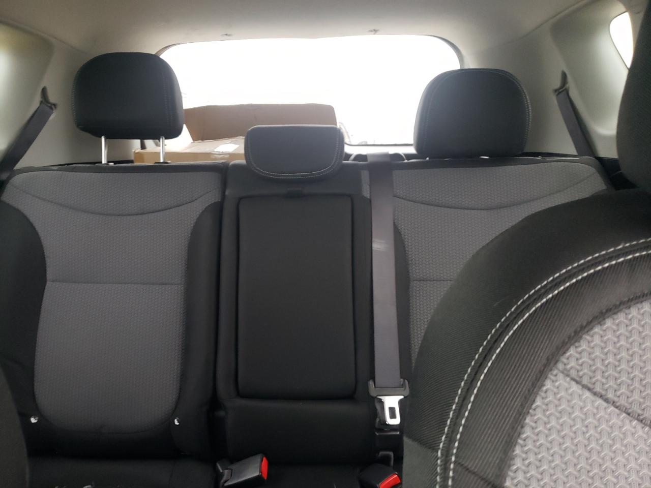 KNDJP3A53J7550264 2018 Kia Soul +