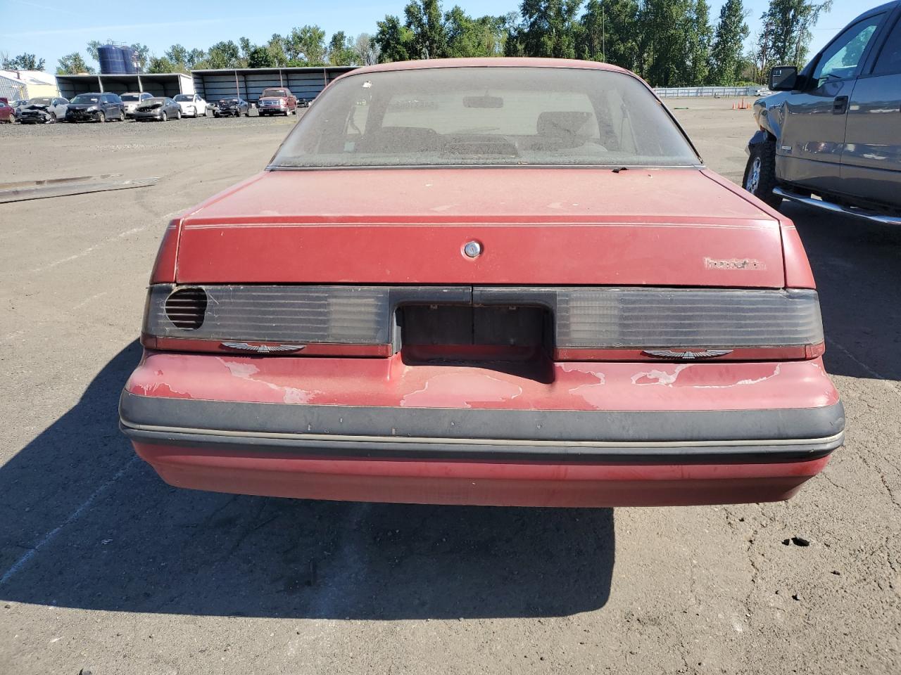 1FABP6033HH185634 1987 Ford Thunderbird