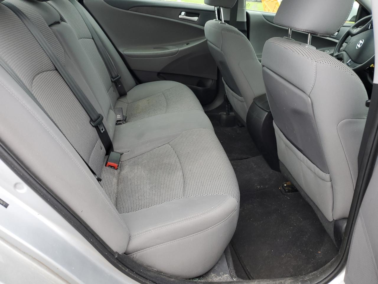 5NPEB4AC3DH509072 2013 Hyundai Sonata Gls