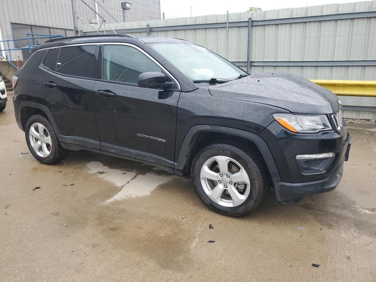 3C4NJDBB0MT520538 2021 Jeep Compass Latitude