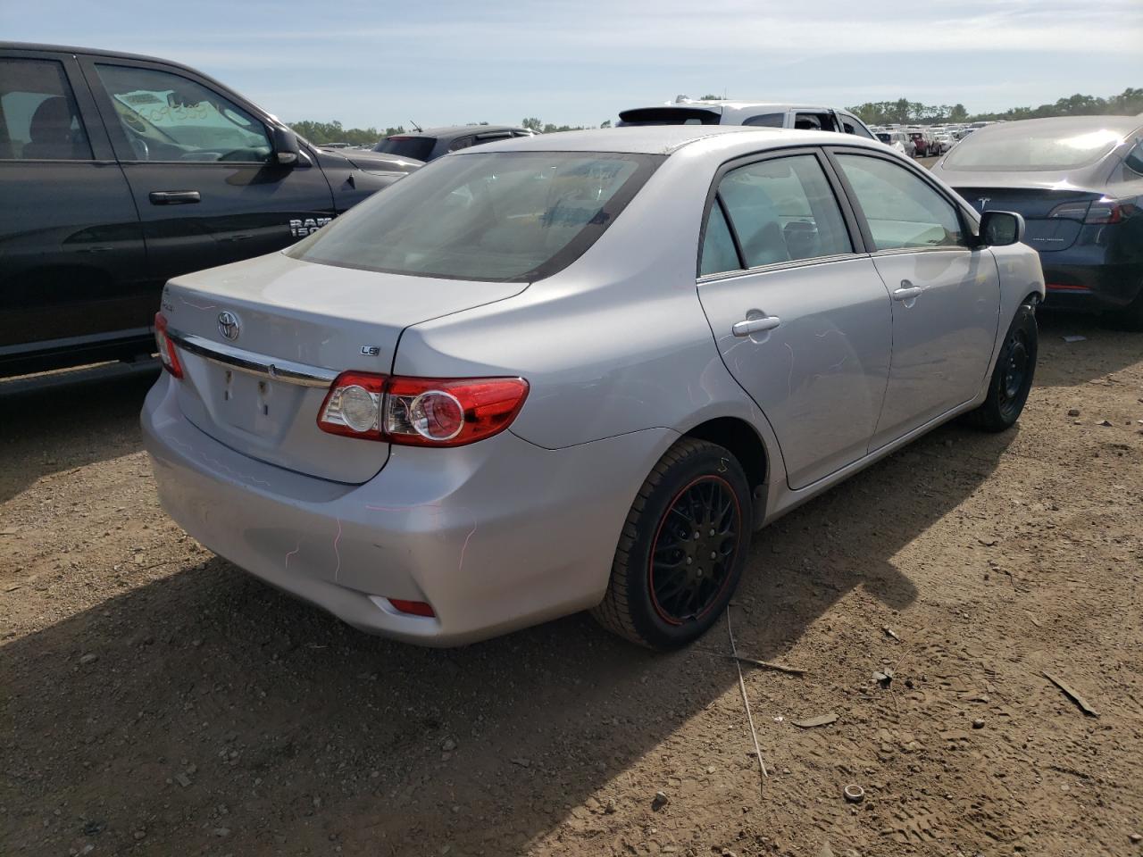 2T1BU4EE0DC040180 2013 Toyota Corolla Base