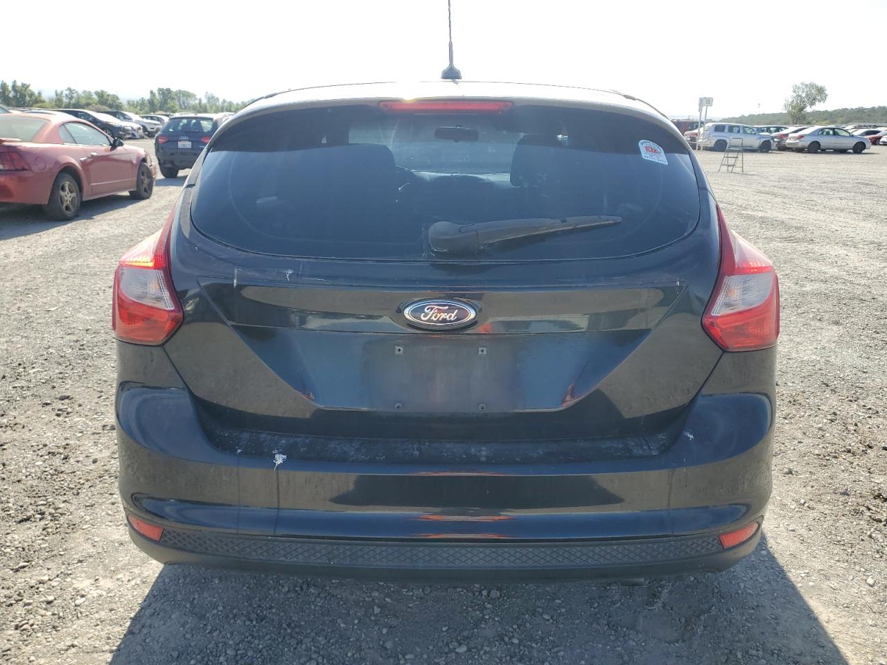 1FADP3K23DL190657 2013 Ford Focus Se