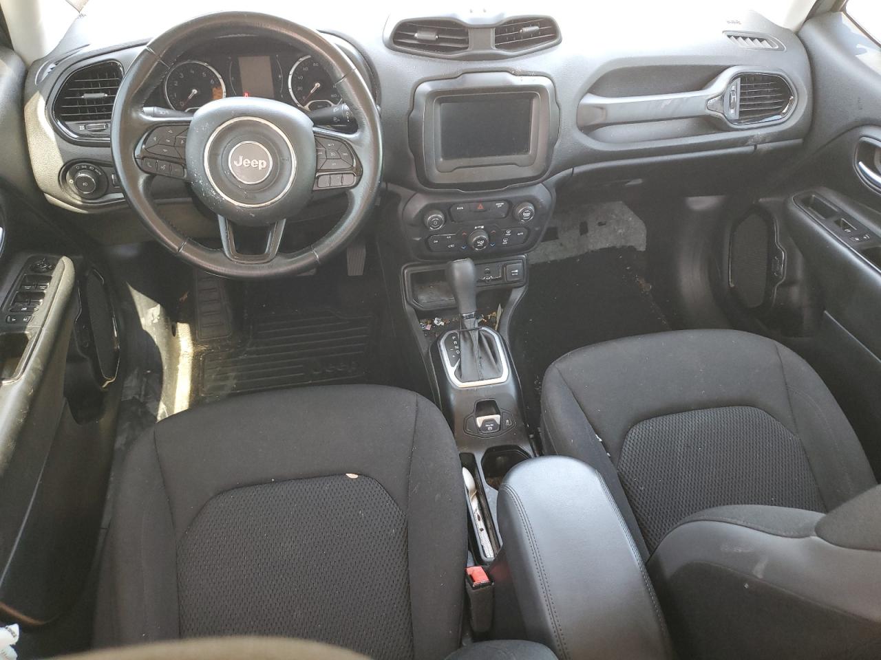 ZACCJABB2JPH16425 2018 Jeep Renegade Latitude