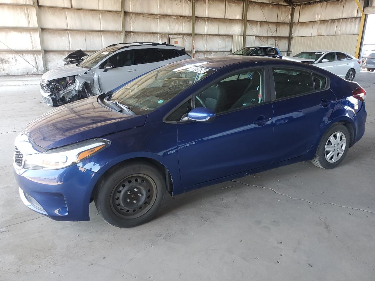 3KPFK4A70JE210596 2018 Kia Forte Lx