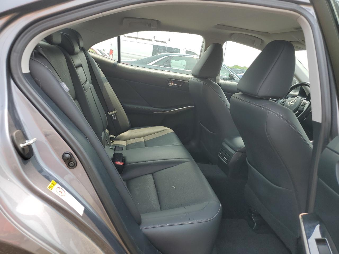 JTHBA1D2XG5010182 2016 Lexus Is 200T