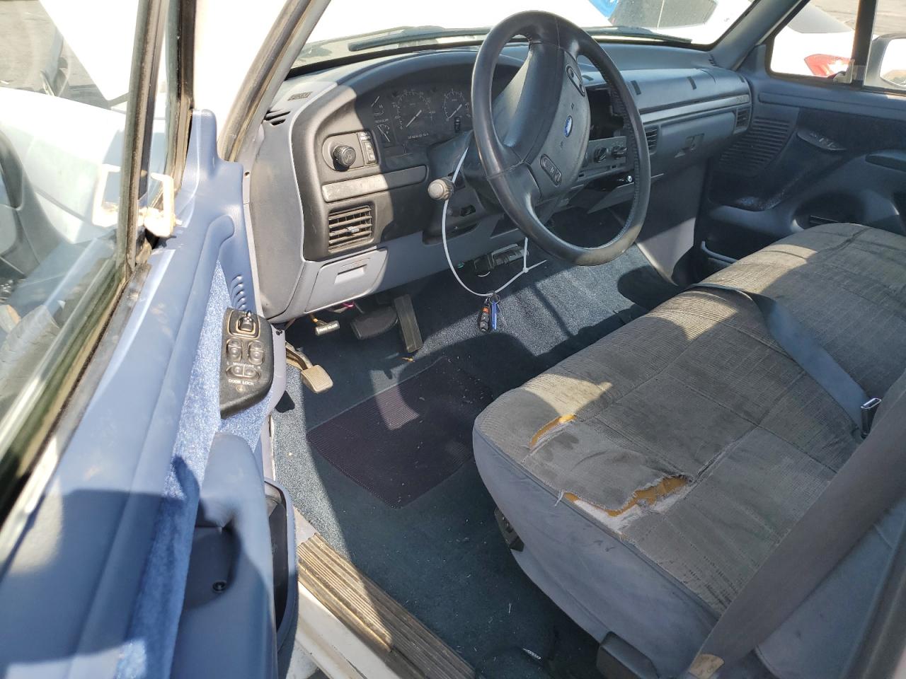 1FTEF14N6NKA70081 1992 Ford F150