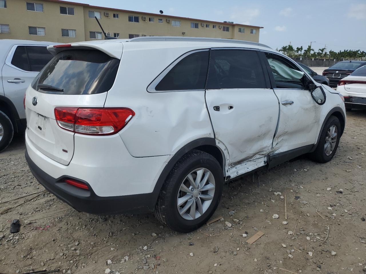 5XYPG4A35HG282684 2017 Kia Sorento Lx