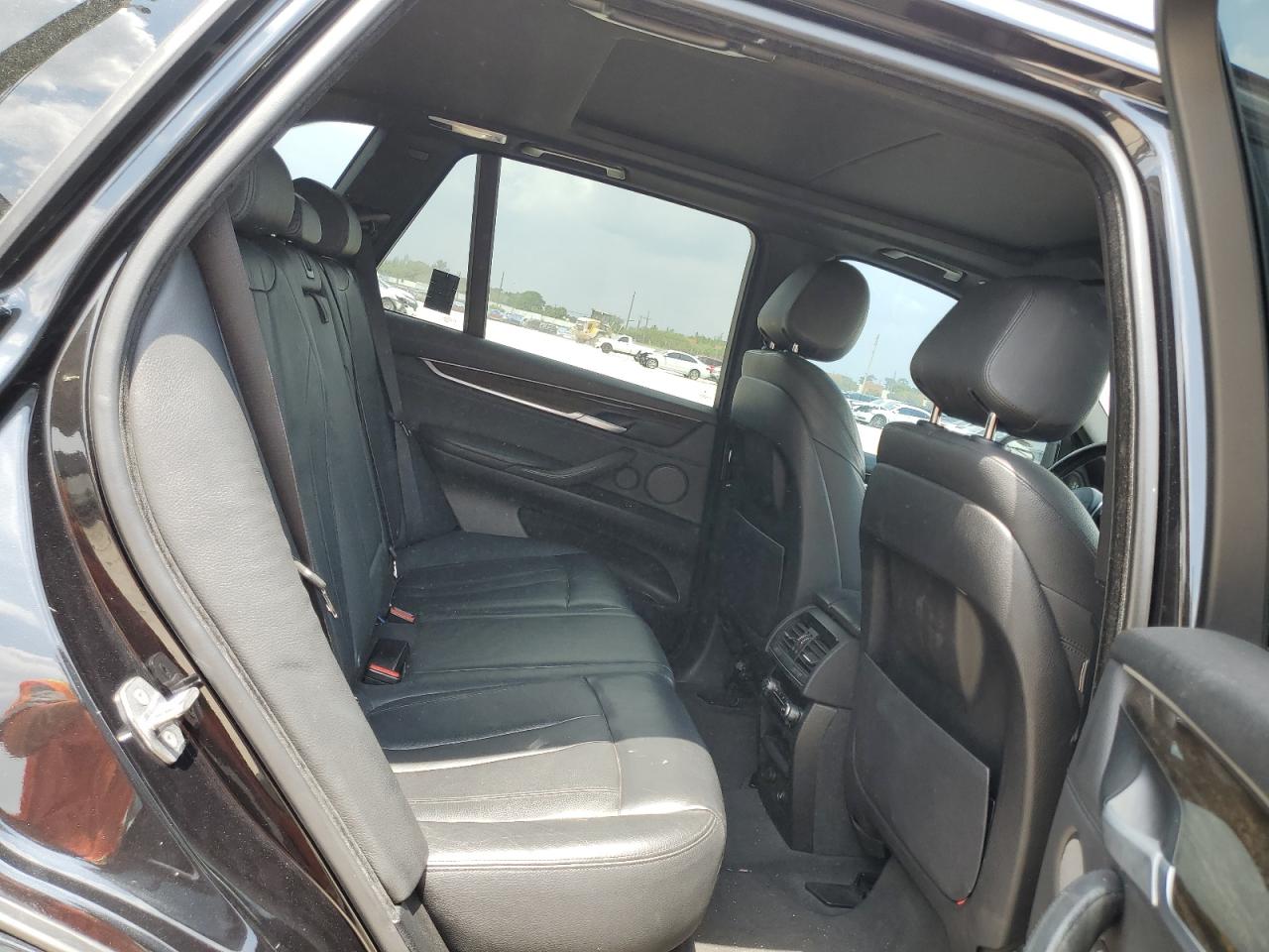 5UXKR0C57F0P16181 2015 BMW X5 xDrive35I