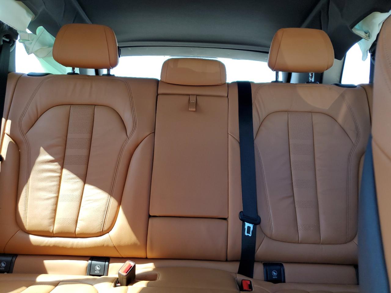 5UXCR6C56KLK80780 2019 BMW X5 xDrive40I