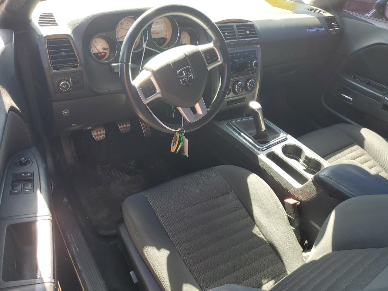 2C3CDYBT1EH111686 2014 Dodge Challenger R/T