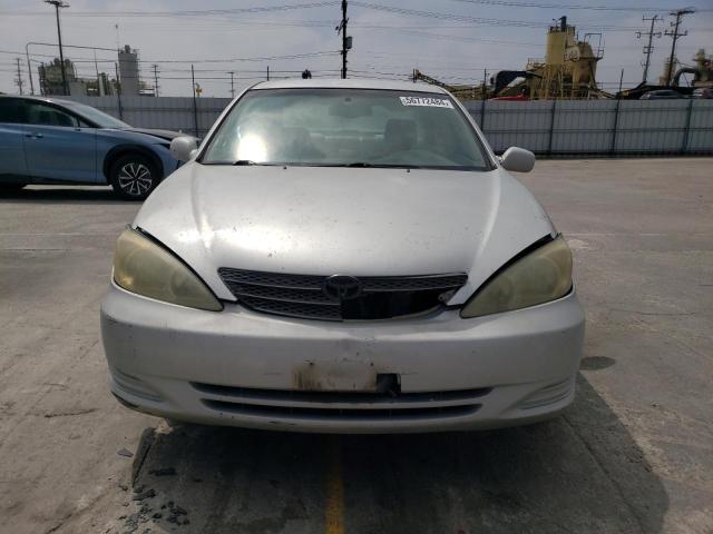 2002 Toyota Camry Le VIN: 4T1BE30K32U072976 Lot: 56772484