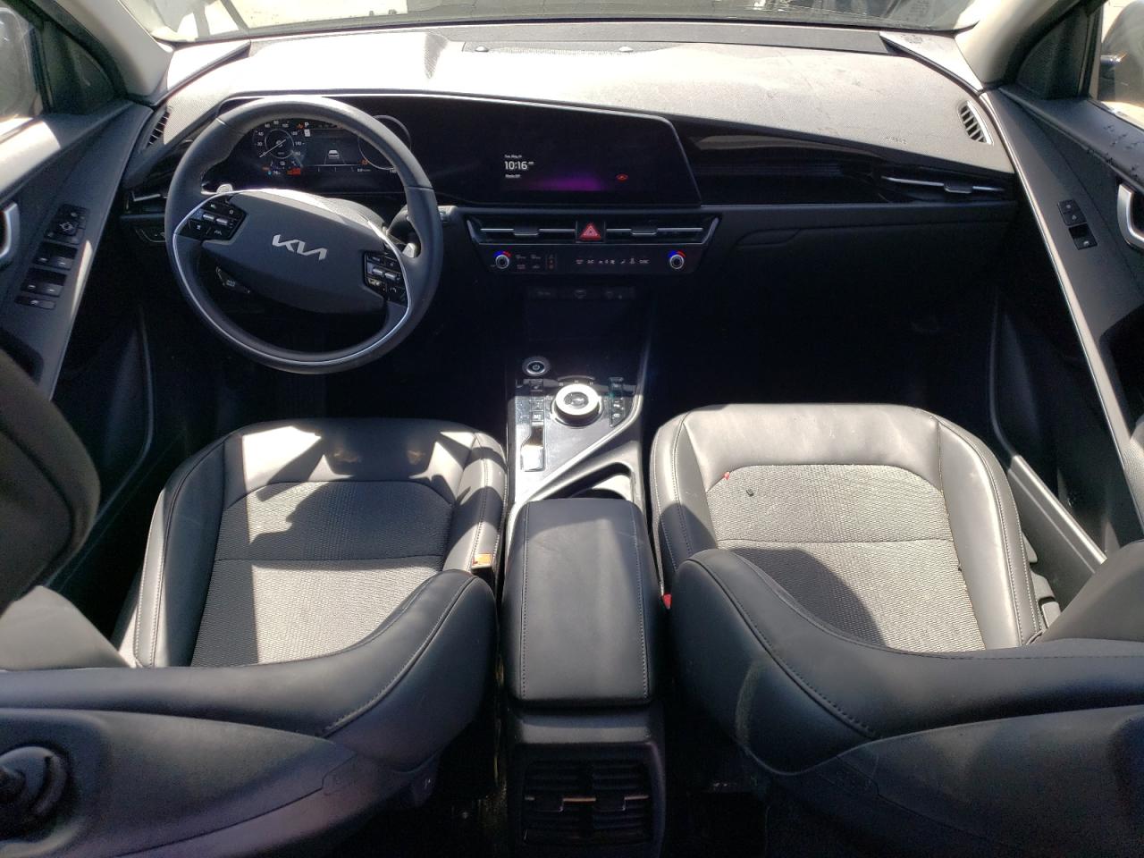 KNDCR3L15P5029810 2023 Kia Niro Wind