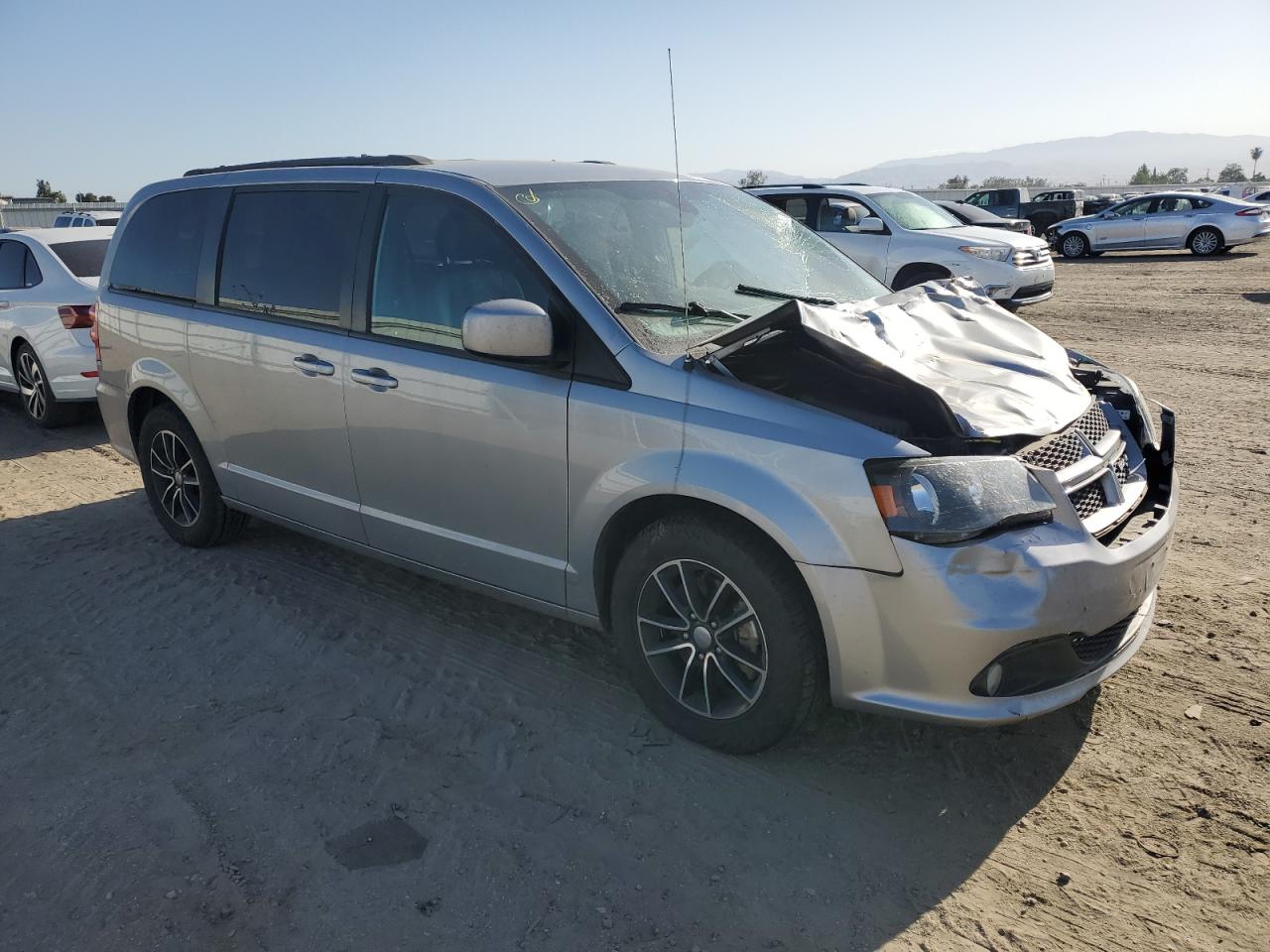 2C4RDGEG0JR340198 2018 Dodge Grand Caravan Gt