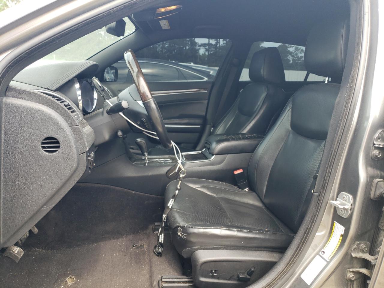 2C3CA5CG0BH522176 2011 Chrysler 300 Limited