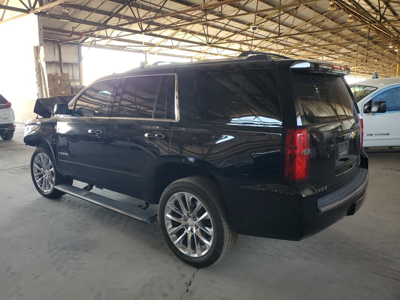 1GNSKCKJ5KR245926 2019 Chevrolet Tahoe K1500 Premier