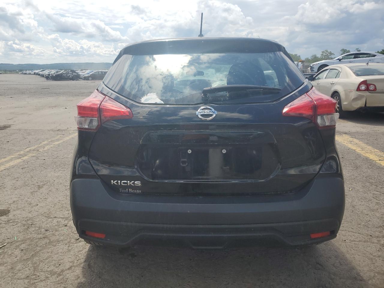 3N1CP5CUXJL543559 2018 Nissan Kicks S