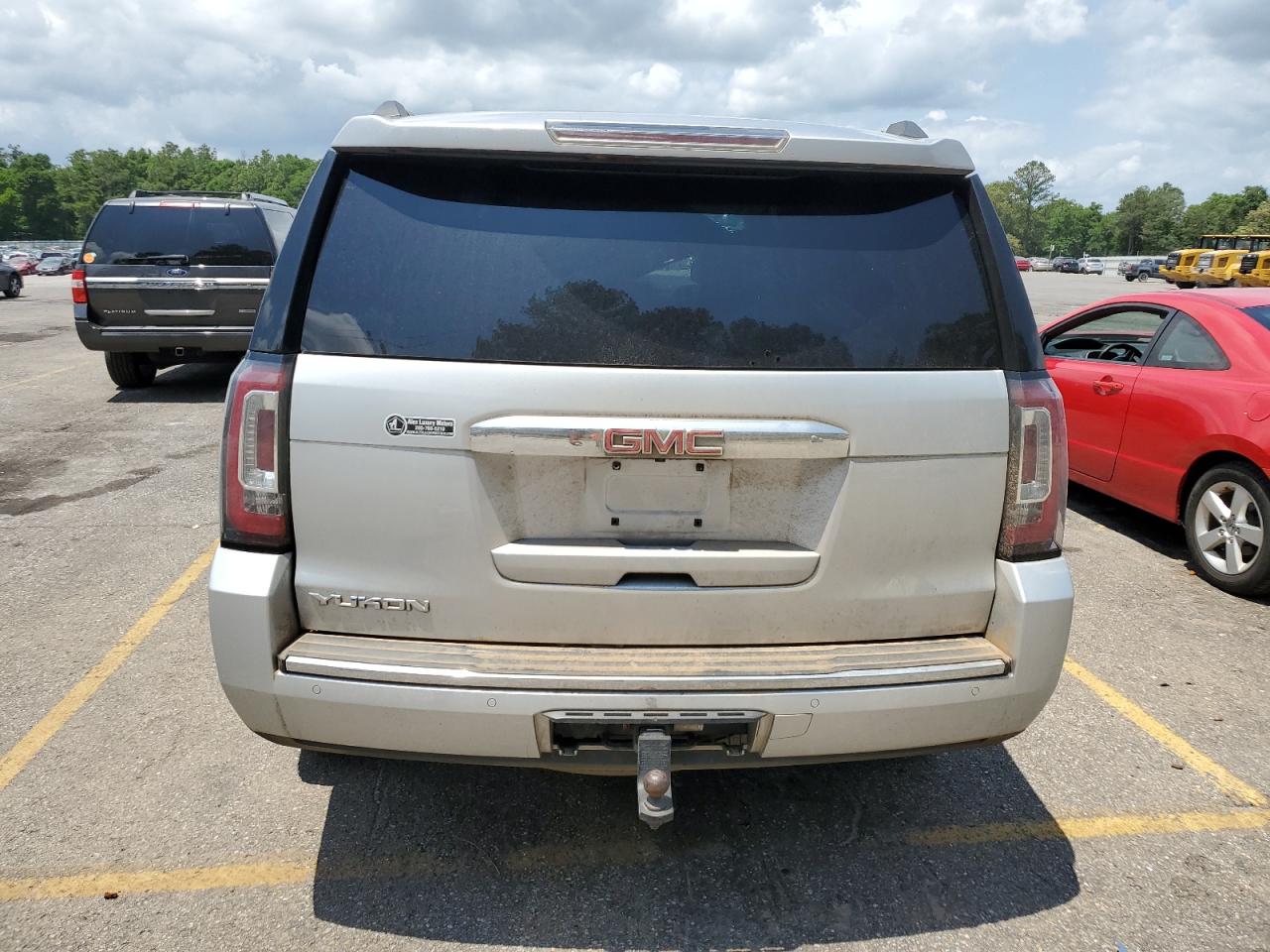 1GKS2CKJ1FR735623 2015 GMC Yukon Denali