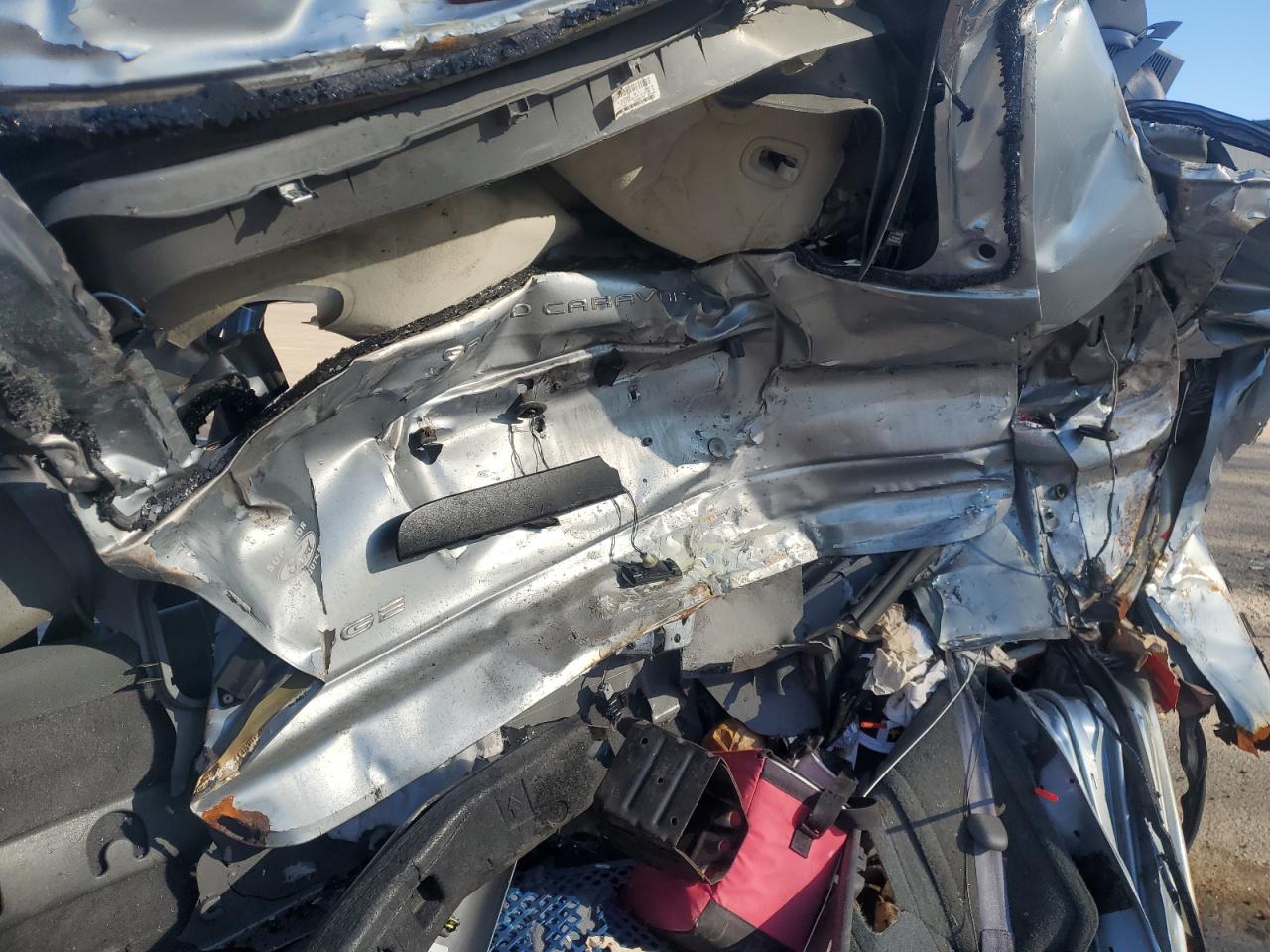 1D4GP24R74B529392 2004 Dodge Grand Caravan Se