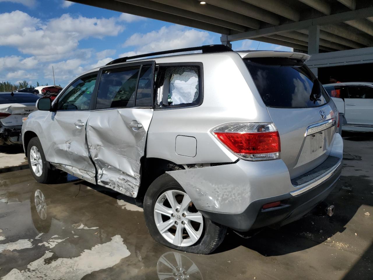 5TDBK3EH3CS137065 2012 Toyota Highlander Base