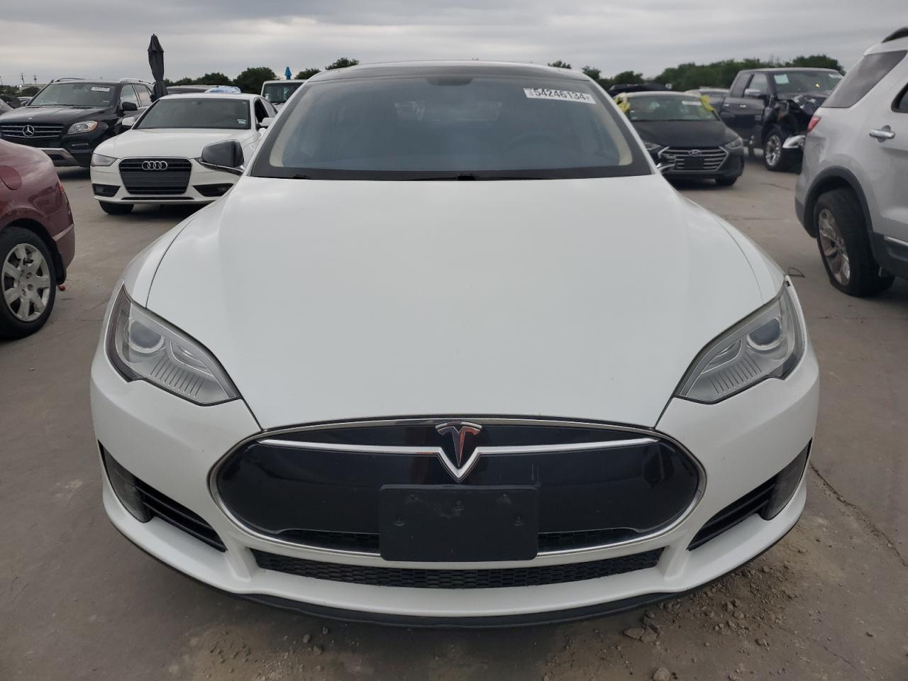 5YJSA1DN5DFP07328 2013 Tesla Model S