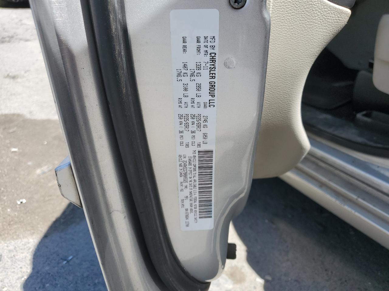 2D4RN5DG7BR805325 2011 Dodge Grand Caravan Crew