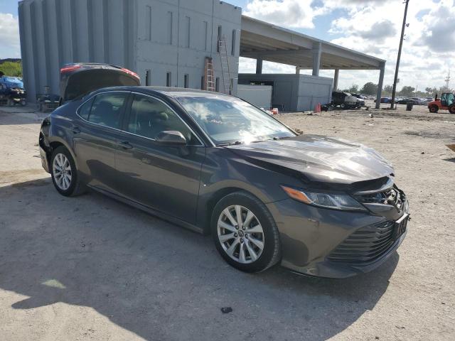 VIN JTNB11HK8J3006304 2018 Toyota Camry, L no.4