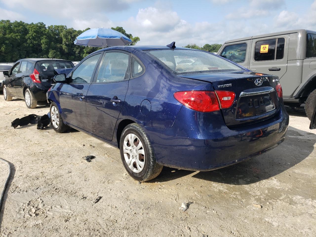 KMHDU4AD2AU869090 2010 Hyundai Elantra Blue