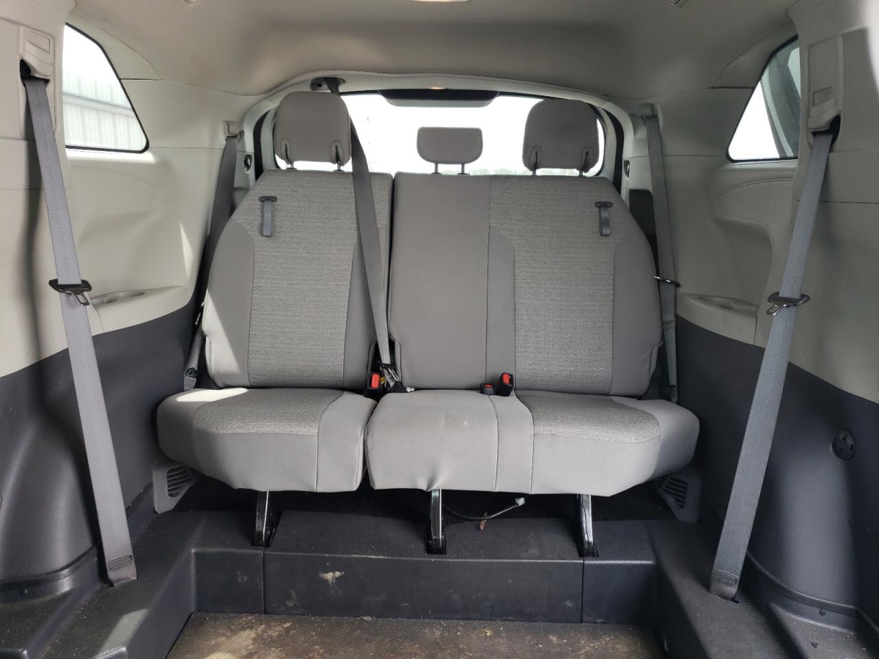 5TDKSKFC0NS071509 2022 Toyota Sienna Le