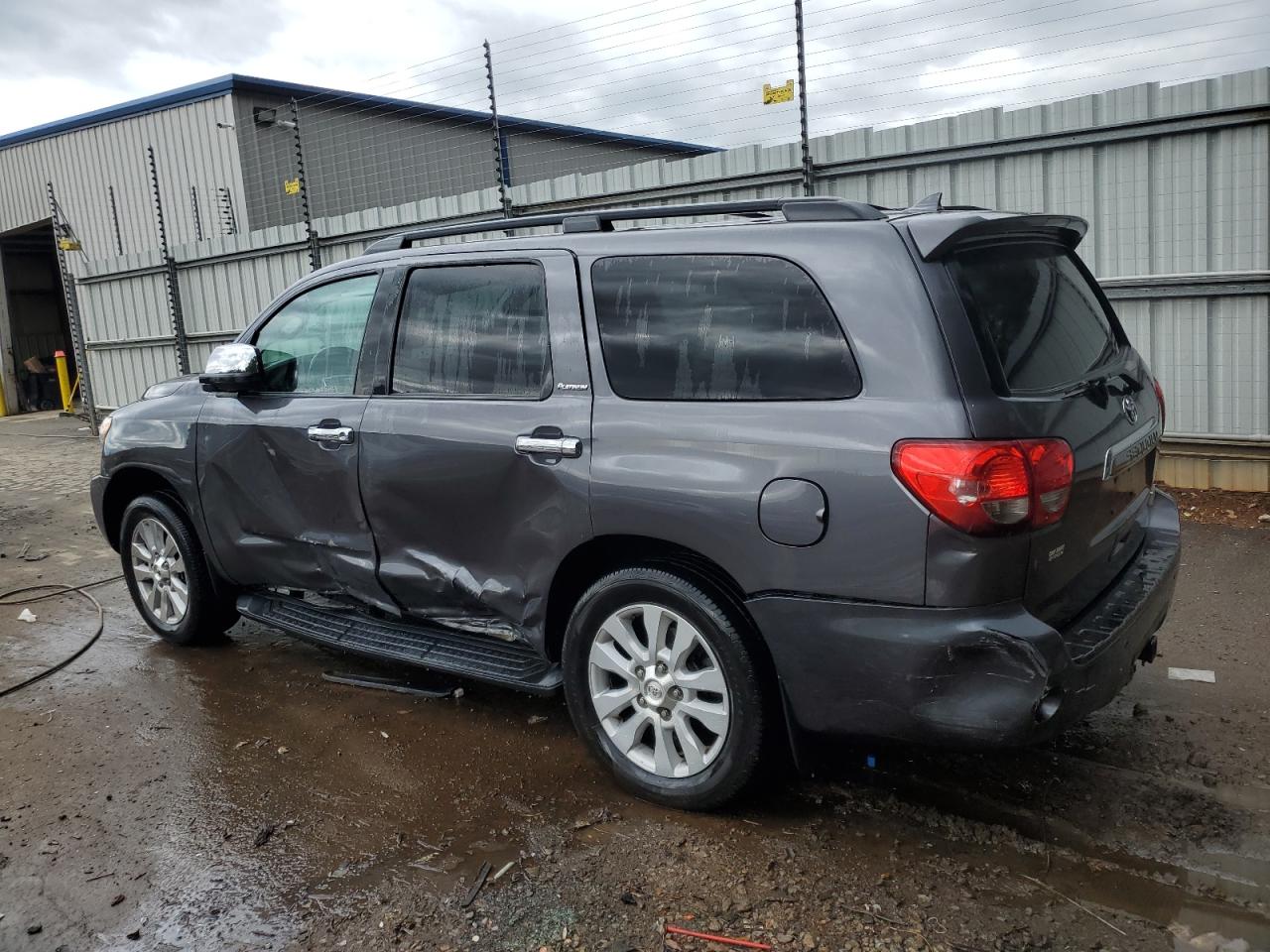 2016 Toyota Sequoia Platinum vin: 5TDYY5G18GS066570