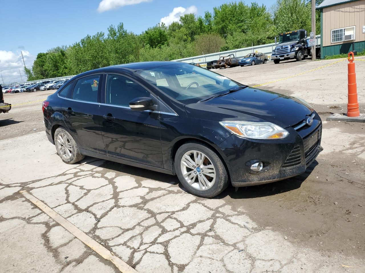 1FAHP3H27CL211016 2012 Ford Focus Sel