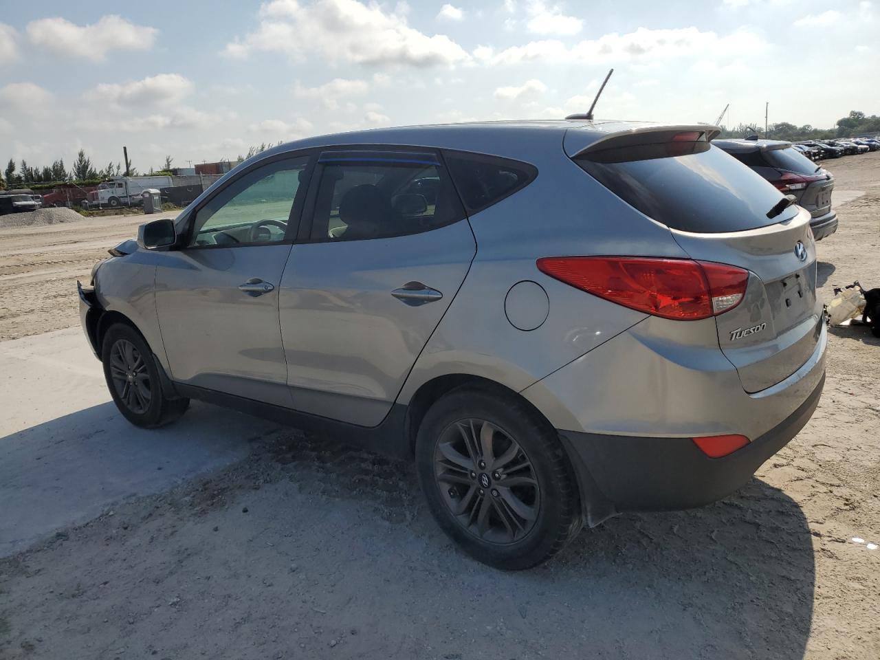 KM8JT3AF8FU064591 2015 Hyundai Tucson Gls