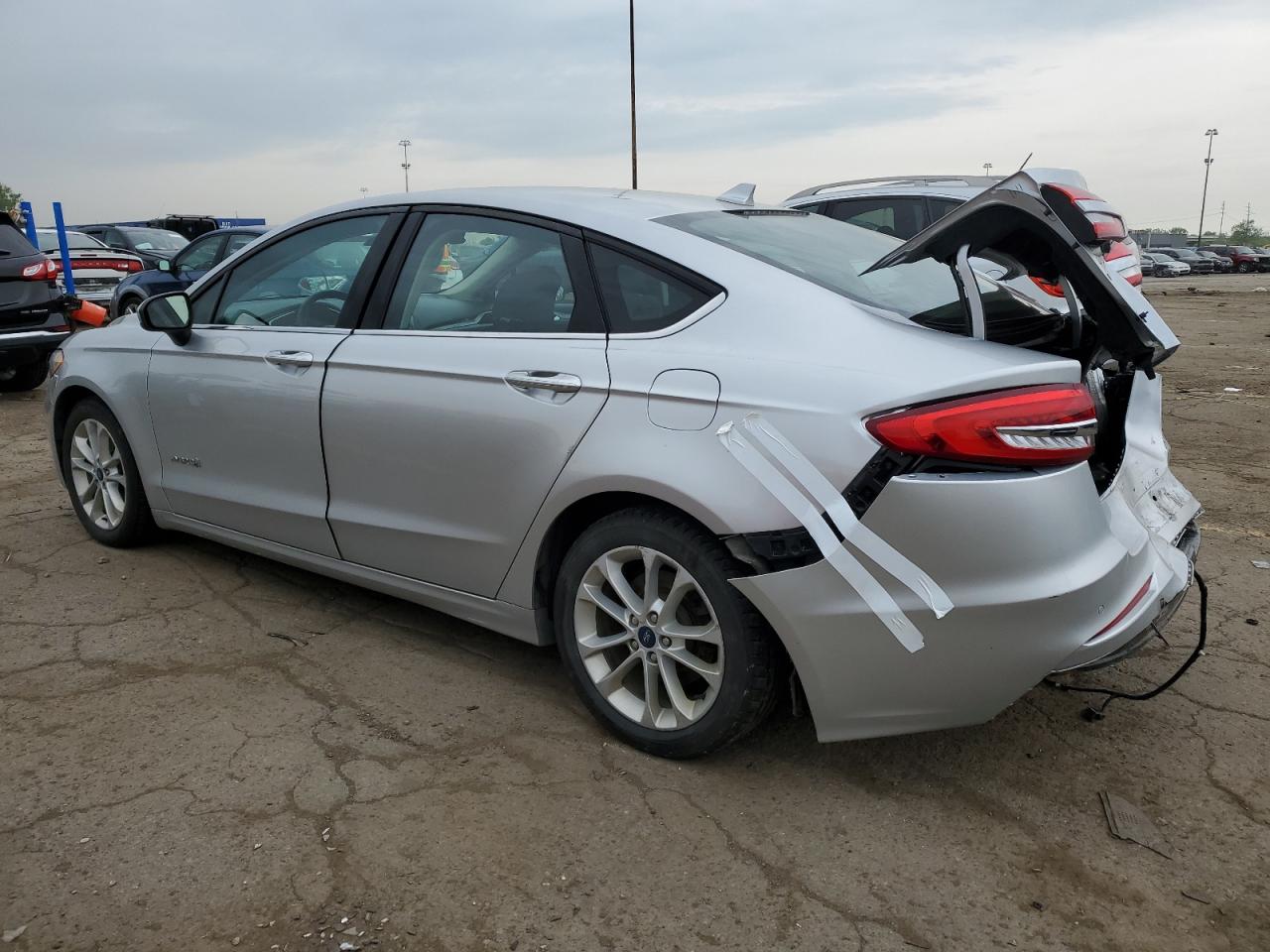 3FA6P0LU3KR112921 2019 Ford Fusion Se