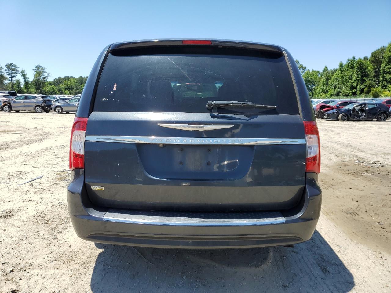 2C4RC1BG1DR696586 2013 Chrysler Town & Country Touring