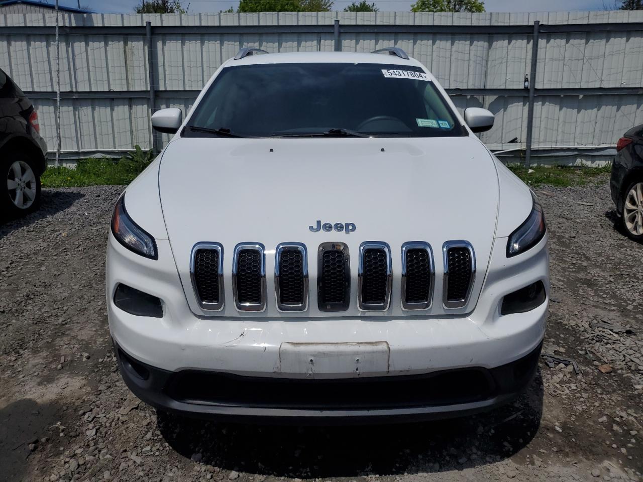 1C4PJMCB5HW657532 2017 Jeep Cherokee Latitude