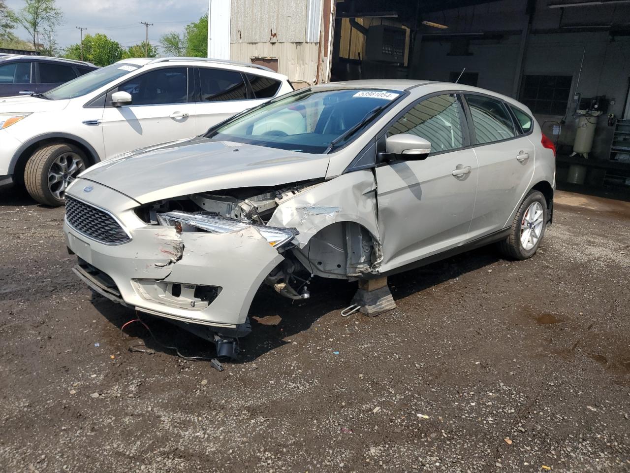 2016 Ford Focus Se vin: 1FADP3K24GL217224