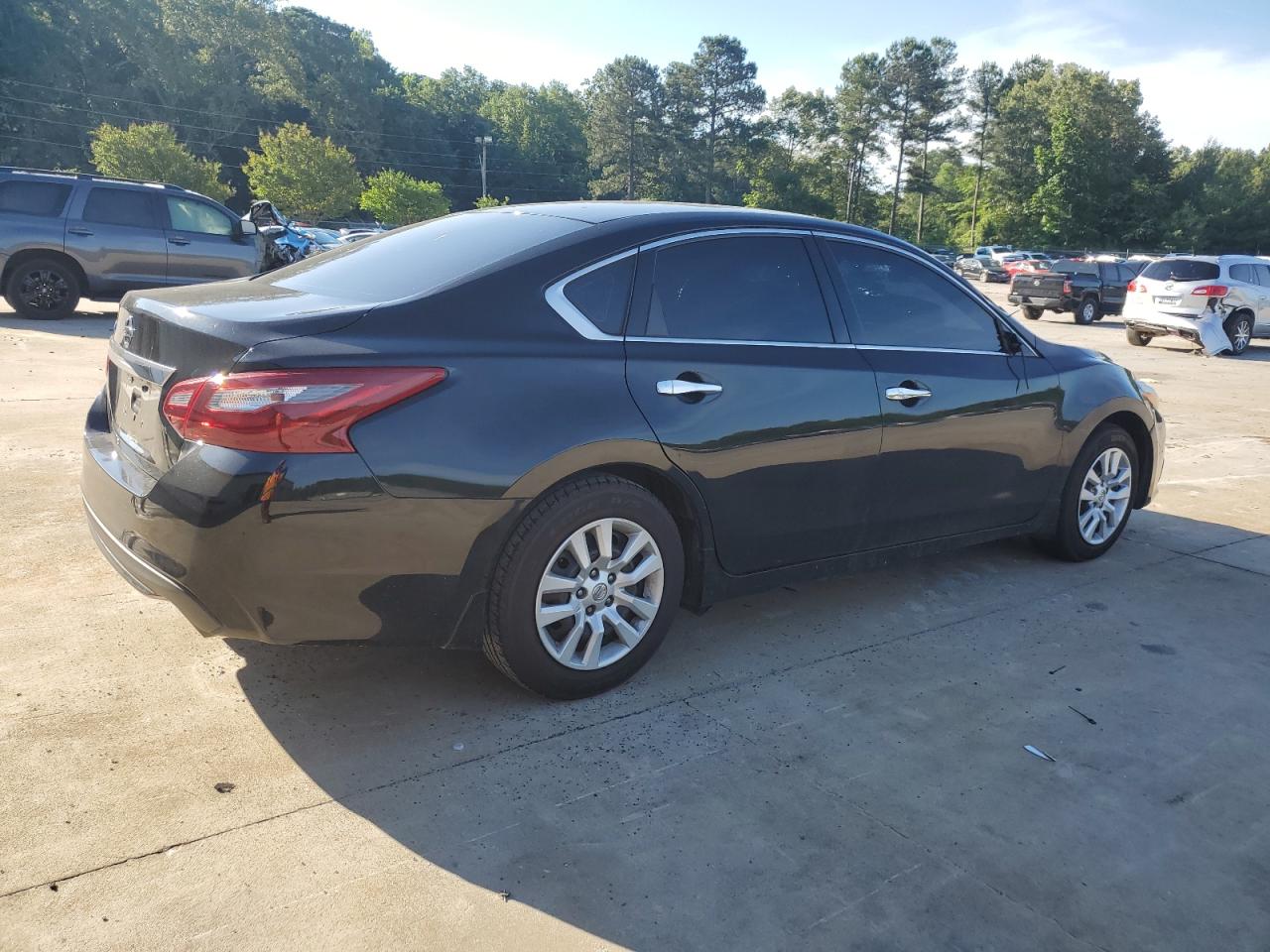 2018 Nissan Altima 2.5 vin: 1N4AL3AP0JC108438