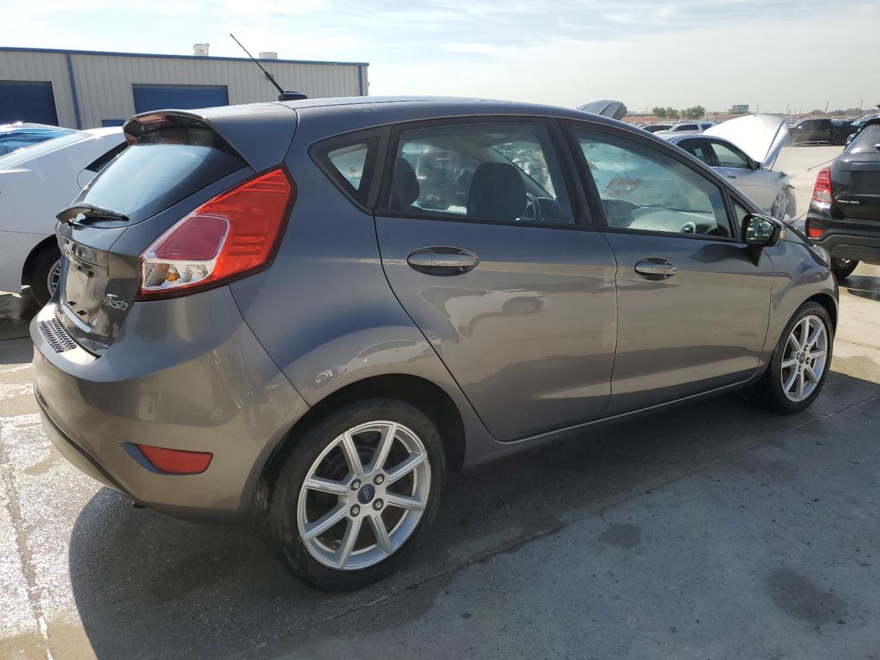 3FADP4EJ8EM227811 2014 Ford Fiesta Se