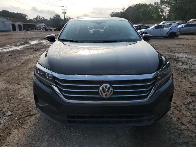 1VWSA7A36LC012936 Volkswagen Passat SE 5