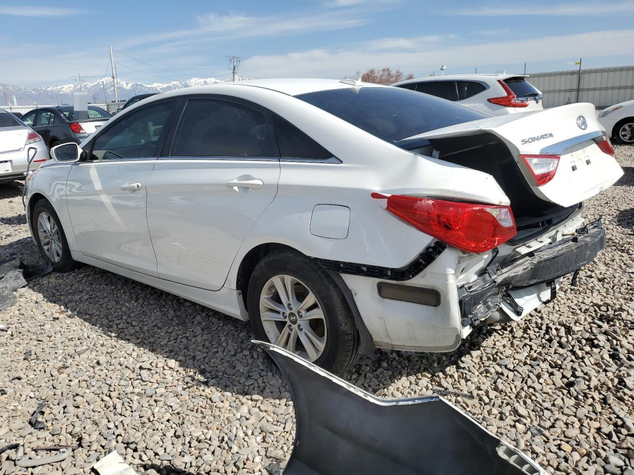5NPEB4AC1DH800654 2013 Hyundai Sonata Gls