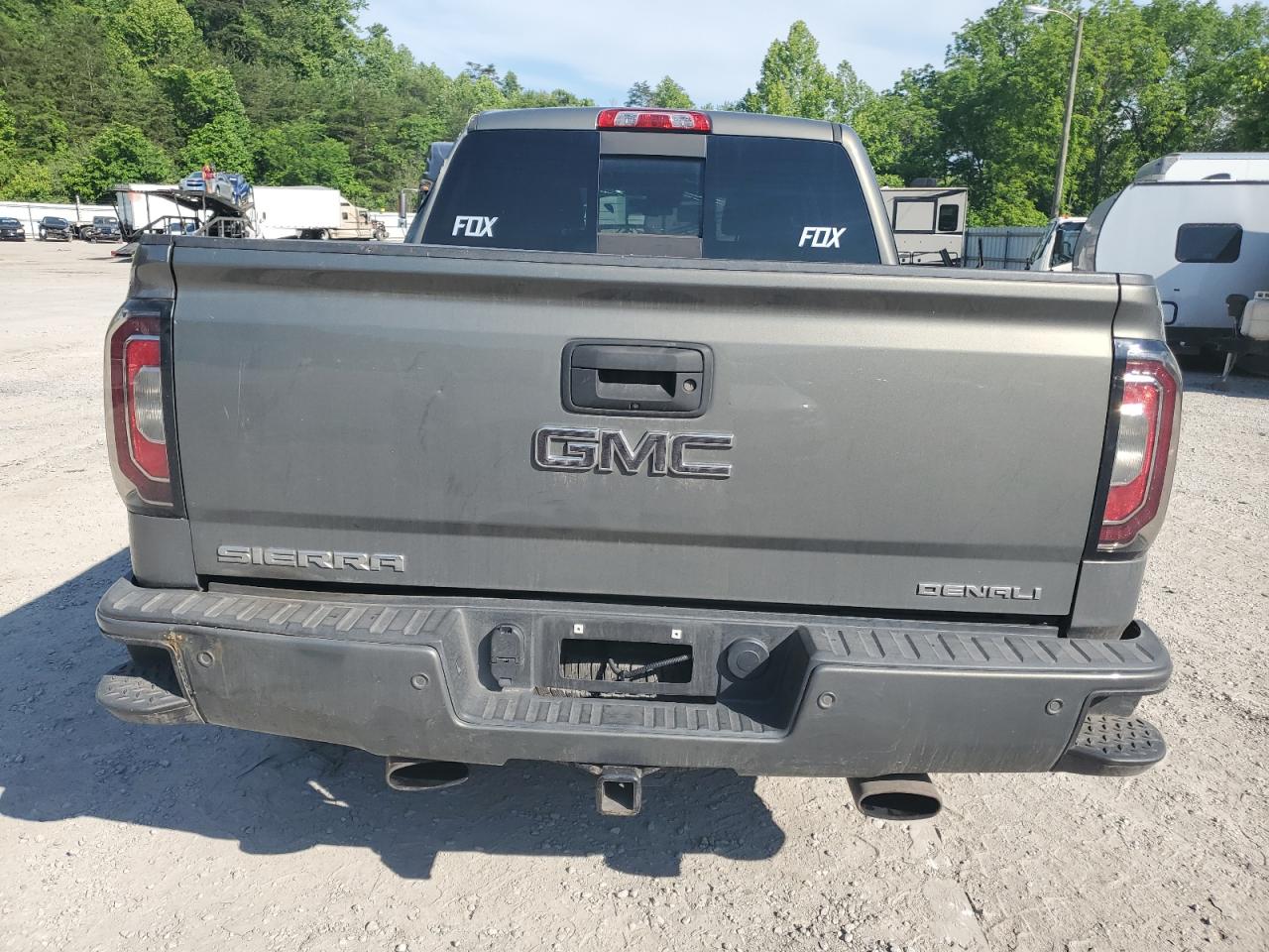 3GTU2PEJ9JG271643 2018 GMC Sierra K1500 Denali