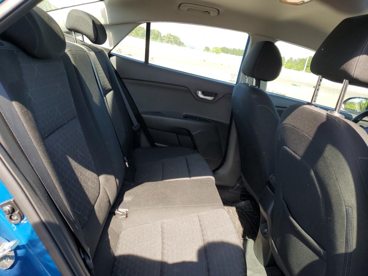 3KPA24AD8ME406760 2021 Kia Rio Lx