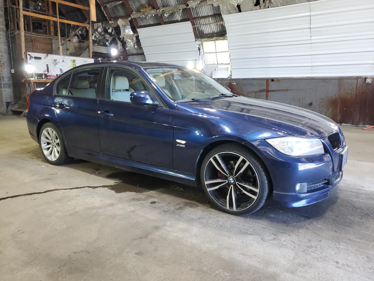 WBAPK5G50BNN29961 2011 BMW 328 Xi Sulev