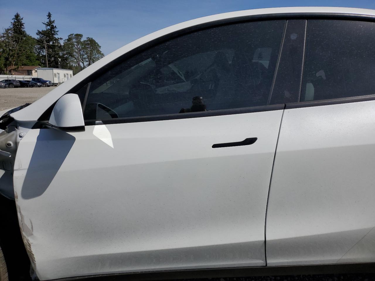 7SAYGDEE5NF358409 2022 Tesla Model Y