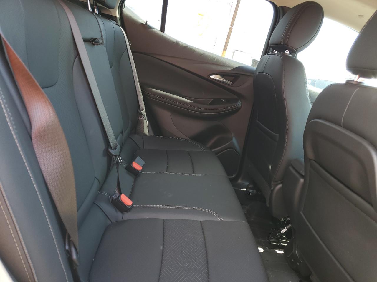 KL4MMGSL1NB141039 2022 Buick Encore Gx Essence