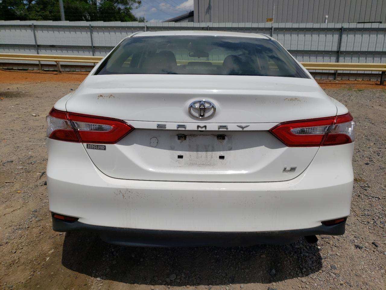 JTNB11HKXJ3010662 2018 Toyota Camry L