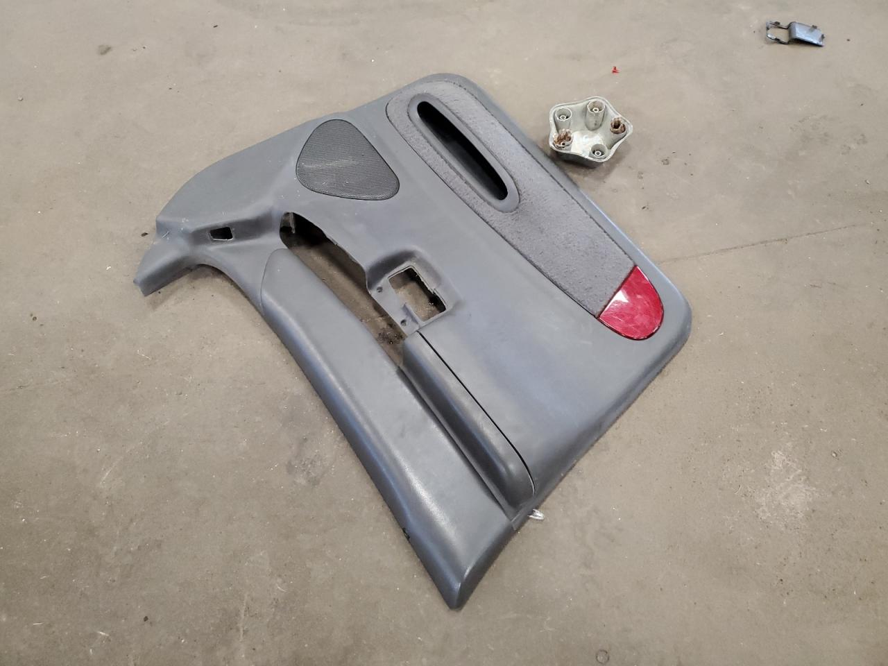 1FMDU34E2XZB45295 1999 Ford Explorer