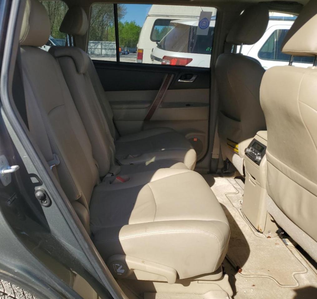 JTEES42A892142607 2009 Toyota Highlander Limited